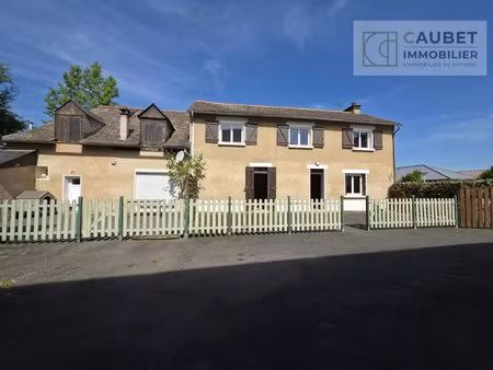 maison d'environ 172 m² + appartement t3 indépendant 67 m² (loué) – visker (65200)