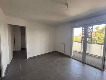 location appartement 2 pièces à nantes (44000) : à louer 2 pièces / 44m² nantes
