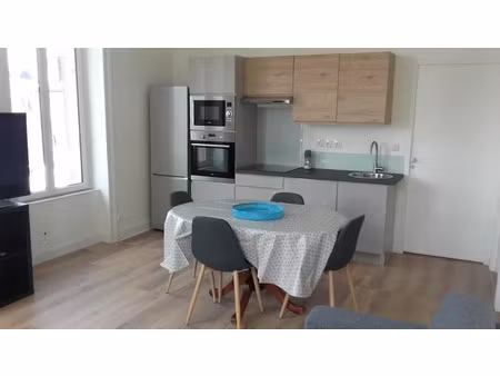 location meublée appartement 3 pièces 52 m² à dinard (35800)  920 €