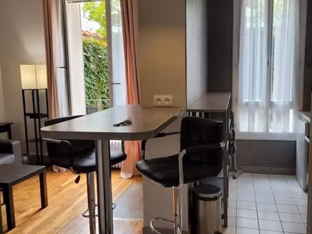 location meublée appartement 1 pièce 22 m² à vincennes (94300)  930 €
