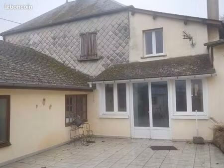 maison 7 pièces 170 m²