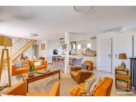 maison 5 pièces 106 m²