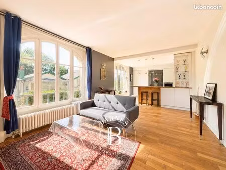 maison 7 pièces 200 m²