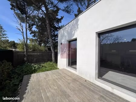 villa 4 pièces 121 m²