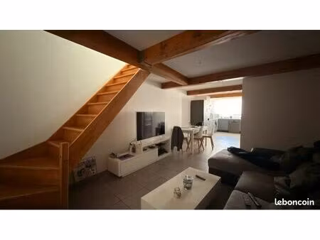maison de village sans extérieur ni garage à louer à l’année - 3 chambres - theza