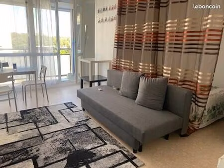 studio meuble 31 m2 /595 euros cc