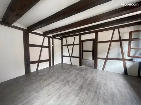 colmar proche centre/ f4 de 87m² du 2ème étage