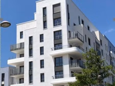 appartement t3 colombes avec terrasse