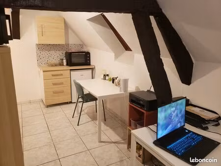t2 meublé 30m² rénové · hypercentre joigny