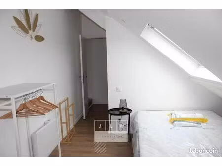 chambre 1 pièce 12 m²
