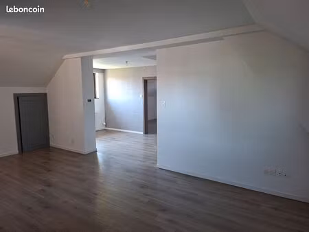 loue appartement grande terrasse couverte