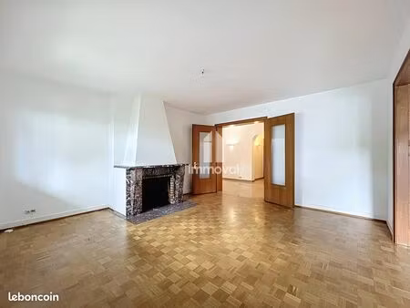 appartement 4 pièces 152 m²