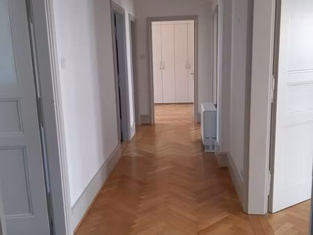 grand 3 pièces traversant lumineux avec balcons gare mamcs