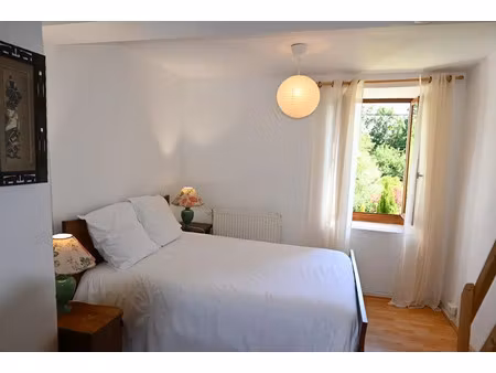 location meublée maison 2 pièces 44 m² à dun (09600)  750 €