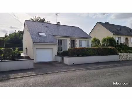 maison individuelle de plain-pied avec terrain et garage