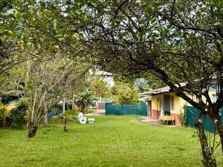 coin de paradis – f2 climatisé avec grand jardin – remire-montjoly