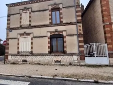 location maison 5 pièces 97 m² à romilly-sur-seine (10100)  800 €