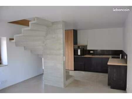 maison mitoyenne t2bis