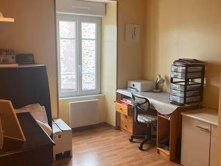 location maison de bourg t3