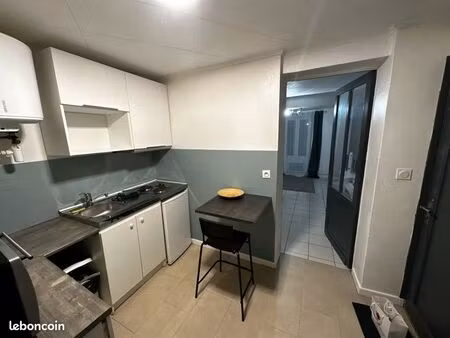 studio meublé