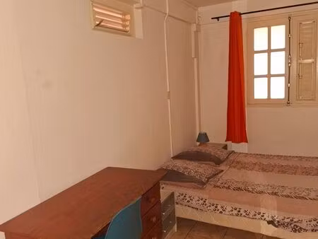 appart t2 en bas de villa à trinité