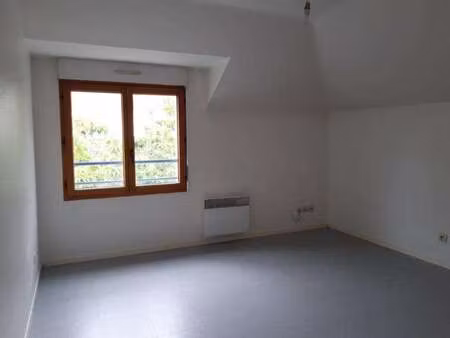 location appartement t1 à nantes centre ville (44000) : à louer t1 / 18m² nantes centre vi