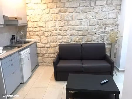 studio avec souplex meublé libre de suite
