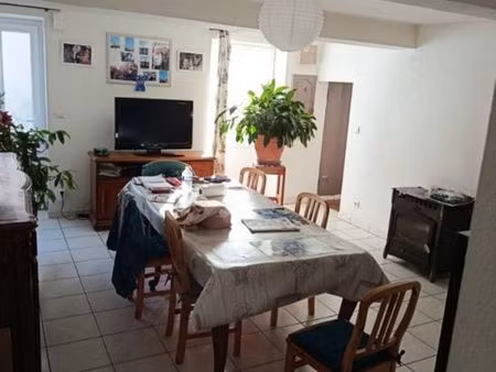 location maison de bourg