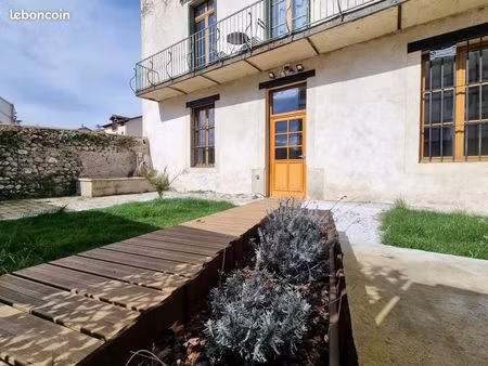 appartement 4 pièces 100 m²