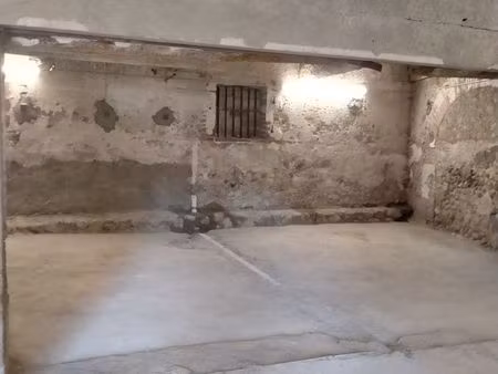 garage sécurisé pour voiture