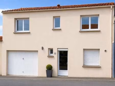 location maison à remoiville (55600) : à louer / 80m² remoiville