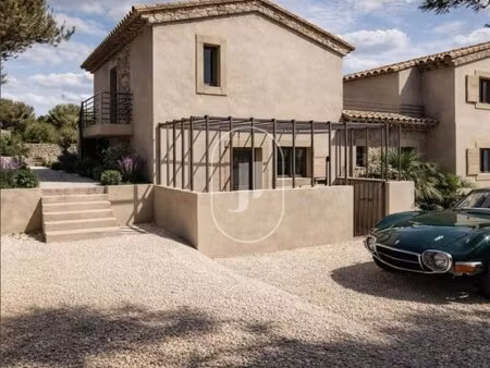 appartement de standing en vente au pied du village de grimaud