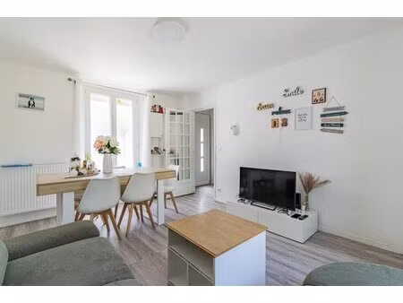 maison de 5 pièces de 70 m² à livry-gargan