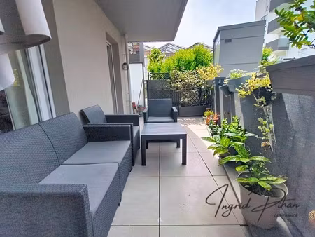 a louer - apt t3 bis - 72m2 + balcon + parking - coeur de ville - bezons (95)