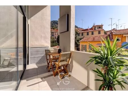 exclusivité - villefranche-sur-mer - centre-ville - appartement - 3 pièces - 75 m² - terra