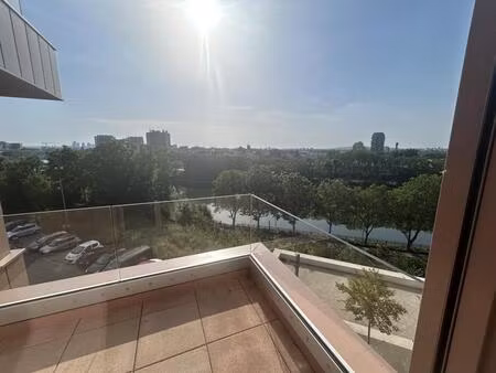 vue seine - lumiere  charme et calme – spacieux avec 3 exterieurs