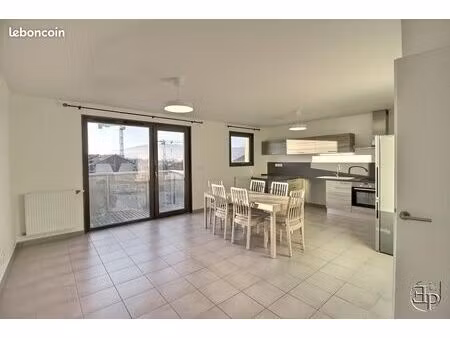 appartement 3 pièces 66 m²
