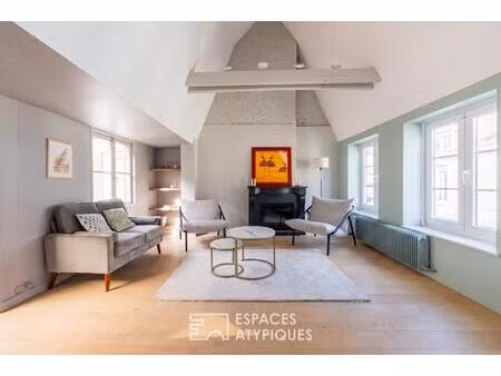 cocon de charme dans une maison de maitre proche citadelle