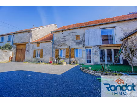 maison 6 pièces / 4 chambres / 140 m2 / 550 m2 terrain + gra