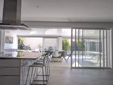villa familiale 4 chambres avec piscine et garage gigean