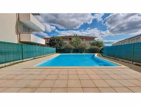appartement t2 begles - 43 m2 - 950 euros ttc