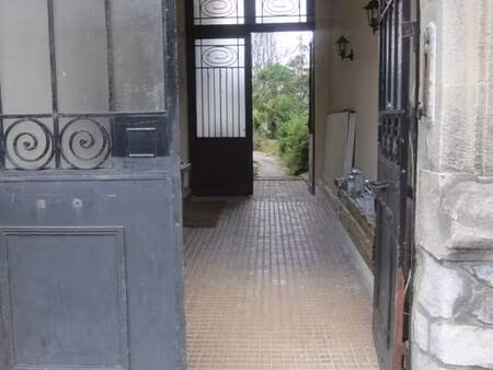 appartement t2 bordeaux - 50 m2 - 1050 euros ttc