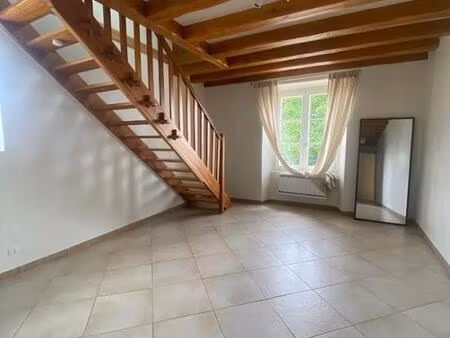 appartement 2 pièces - 41 10 m² - gastins