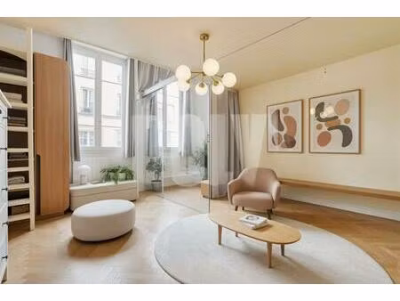 doly - hauteur  lumière et charme ancien – paris 17e