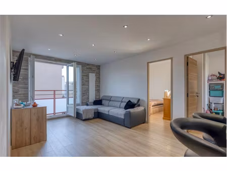 hidri immo plus vous propose un appartement t4 avec balcon e