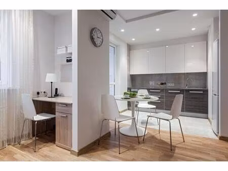 *rare 3 pièces avec balcon idéalement situé*