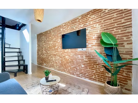 location appartement  25 m² t-2 à toulouse  719 €
