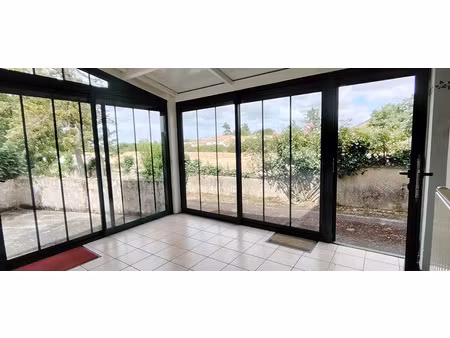 maison à vendre 6 pièces airvault (79)