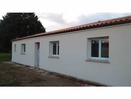 location maison 3 pièces 65 m² à léognan (33850)