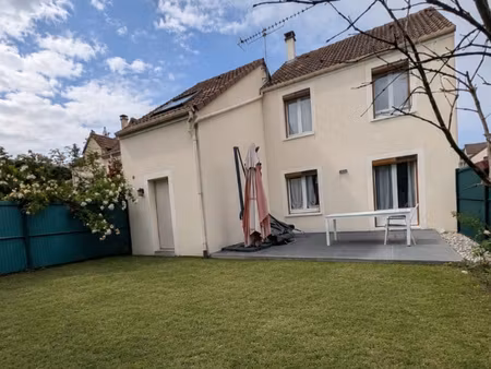 jolie maison familiale